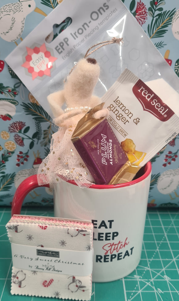 🎅 🎄 Christmas Gift Pack~ English Paper Piecing Lover’s Mug