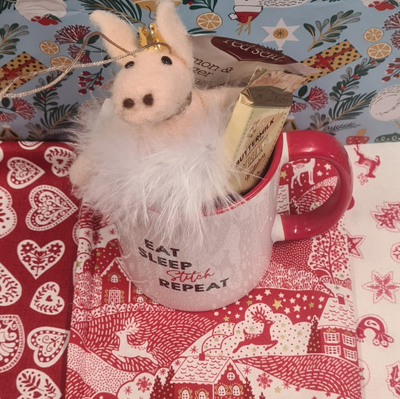 🎅 Festive Sewing & Relax Christmas Gift Pack