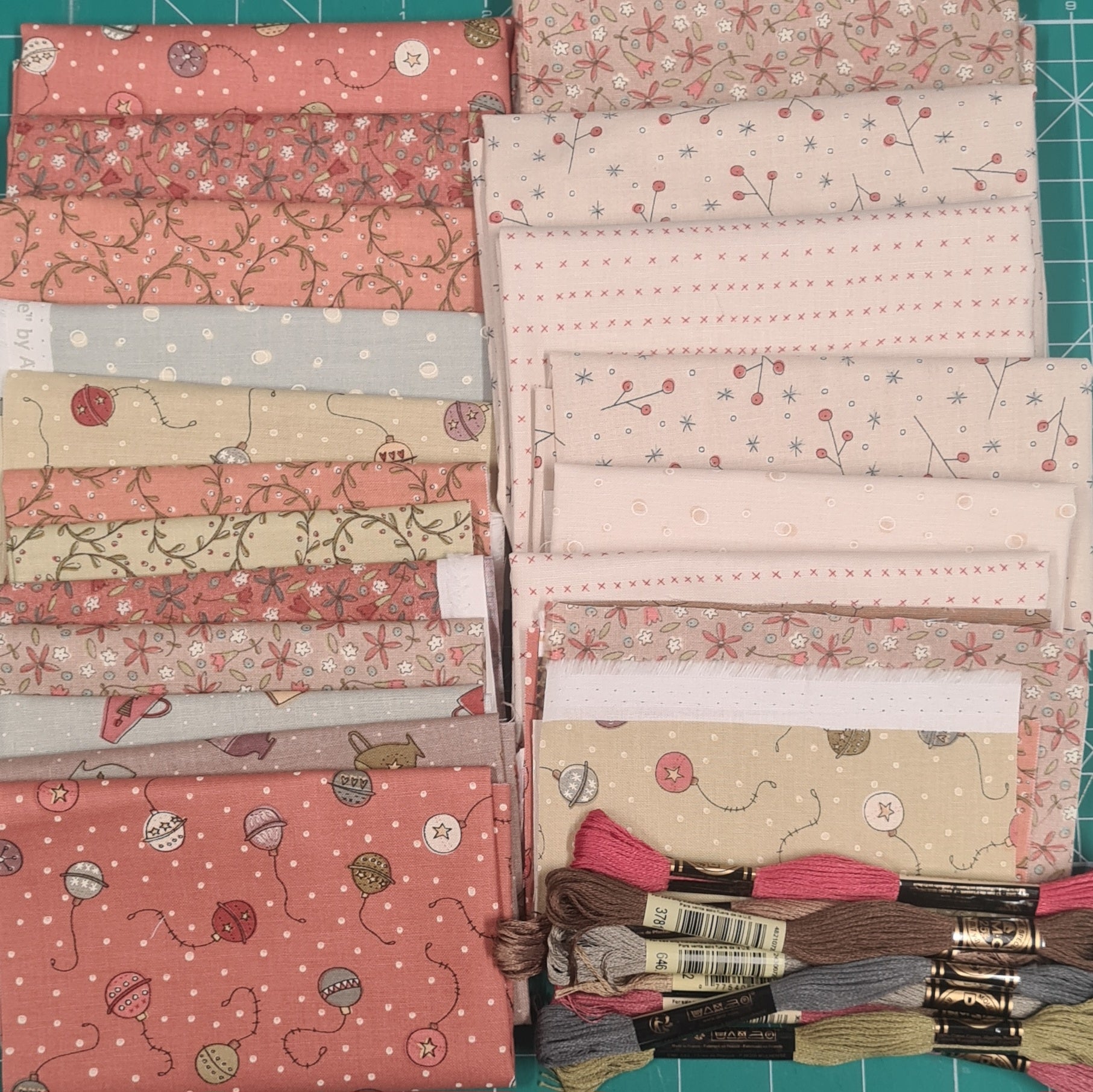 Hatched & Patched~Tinsel Lane~ Pattern & thread/fabric kit. – MillyMac ...