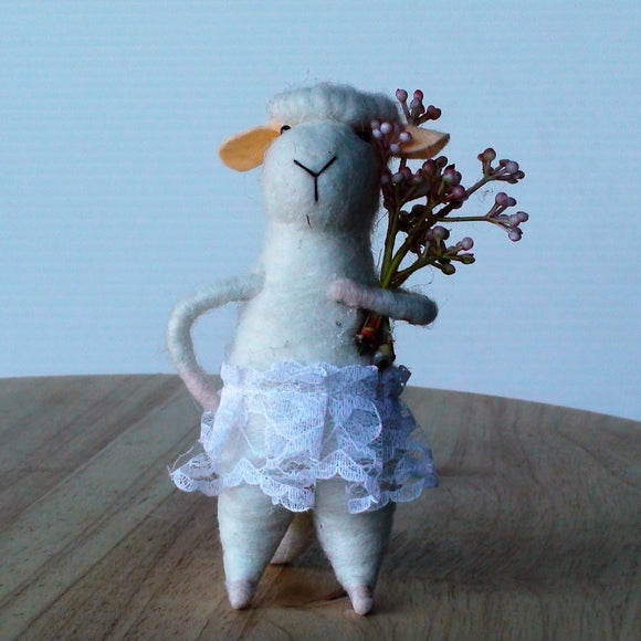 Dot Flower Power Sheep~ standing ornament