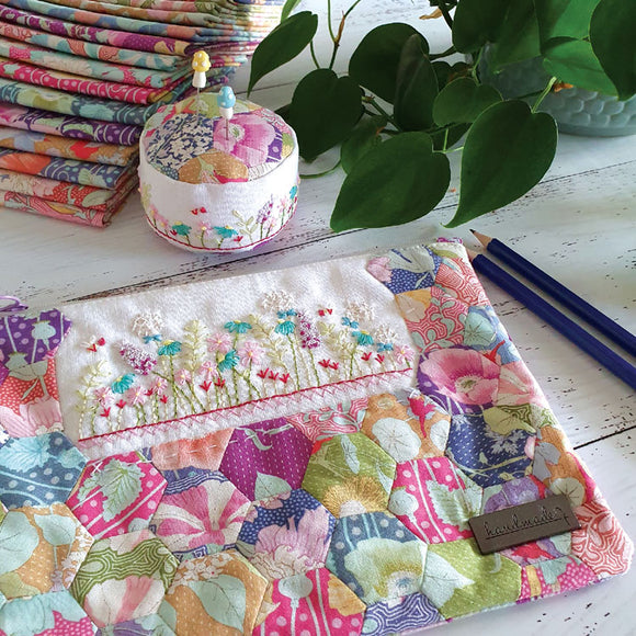 Lilabelle Lane Creations~Sophie's Garden Pouch & Pincushion ~Pattern