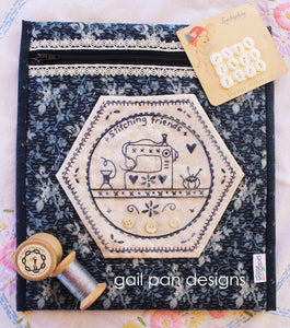 Gail Pan~ Stitching Friends pouch~ pattern